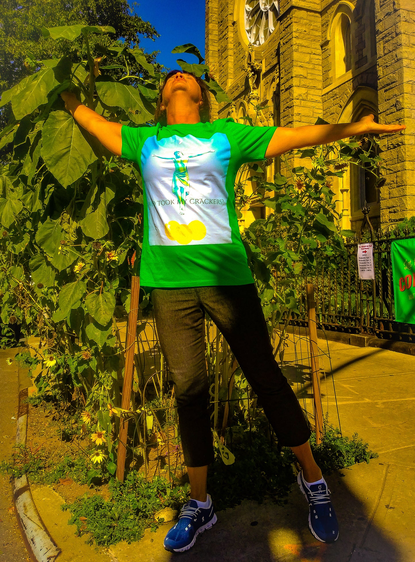 "Who took my crackers?" Organic T-shirt - Unisex